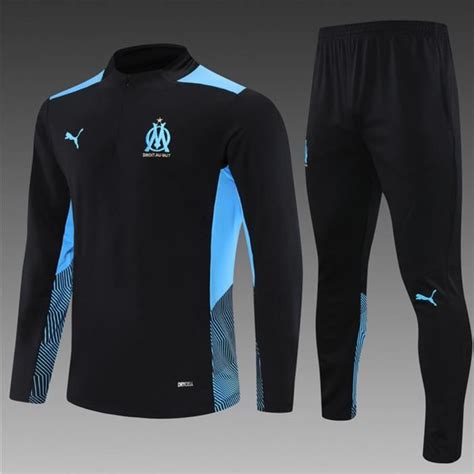 OM : Maillots et survêtements foot .